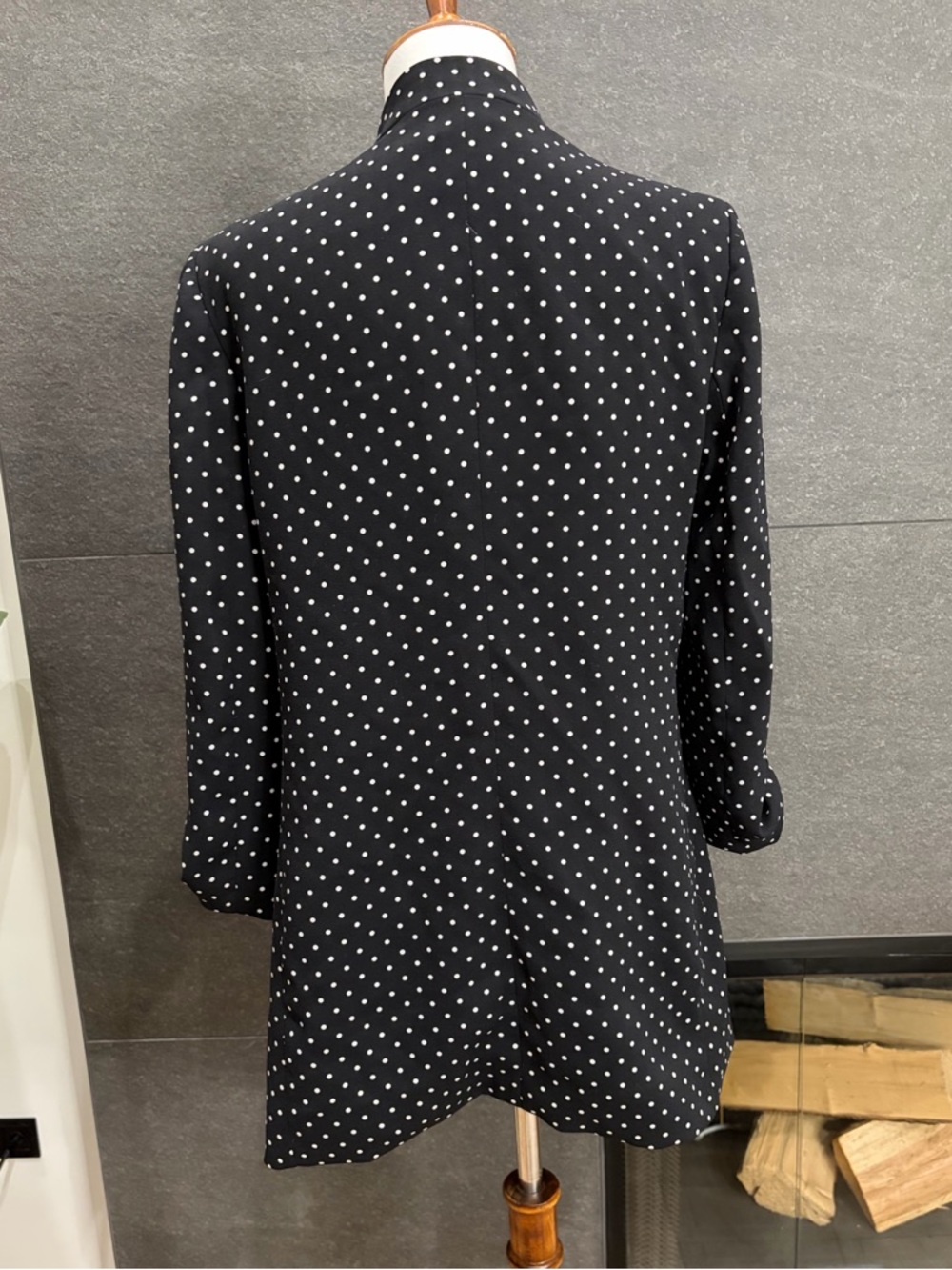 Philosophy Black Polka Dot Tab Sleeve Open Front Blazer Size Medium - Picture 7 of 12